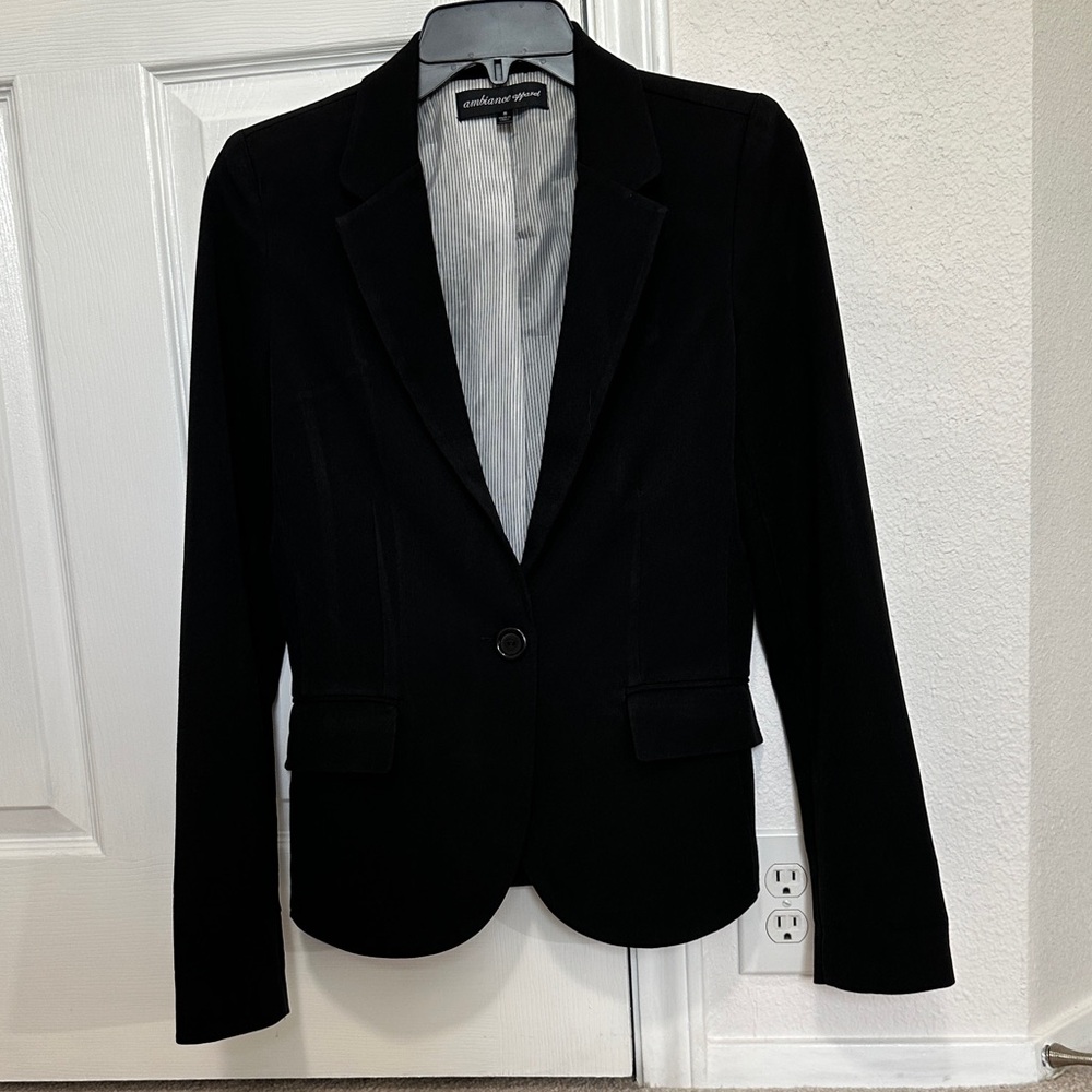 Ambiance Classic Black Blazer with pockets